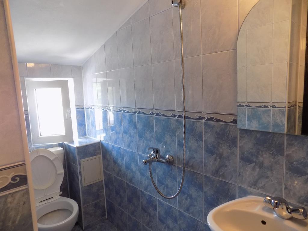 Apartment Rali *
